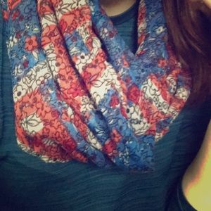 All American infinity scarf